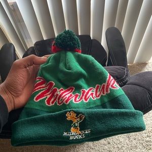 Mitchell & Ness Vintage Milwaukee Bucks Beanie